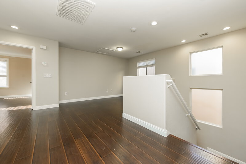 2,150/Mo, 9453 Grandview Spring Avenue Las Vegas, NV 89166 Loft View