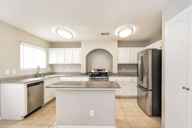 2,135/Mo, 7472 Celosia St Las Vegas, NV 89113 Kitchen View
