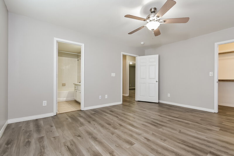 2,135/Mo, 7472 Celosia St Las Vegas, NV 89113 Main Bedroom View 2