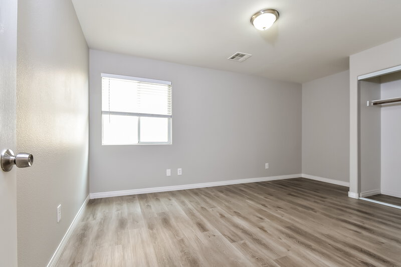 2,135/Mo, 7472 Celosia St Las Vegas, NV 89113 Bedroom View 2