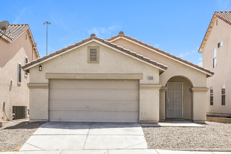 1,950/Mo, 7833 Lovely Pine Pl Las Vegas, NV 89143 External View