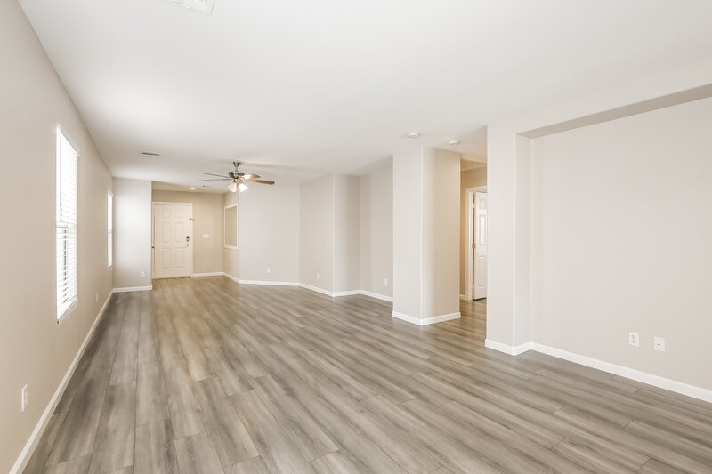 1,950/Mo, 7833 Lovely Pine Pl Las Vegas, NV 89143 Dining Room View
