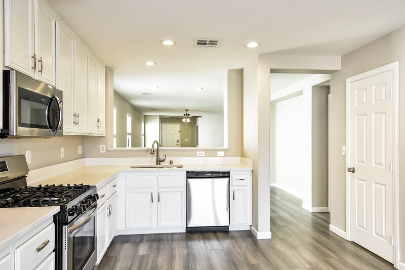 2,085/Mo, 7833 Lovely Pine Pl Las Vegas, NV 89143 Kitchen View 2