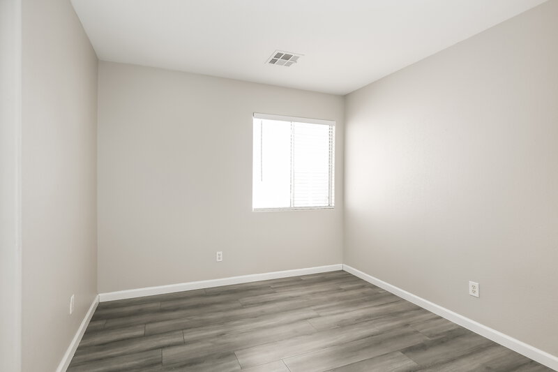 1,950/Mo, 7833 Lovely Pine Pl Las Vegas, NV 89143 Bedroom View