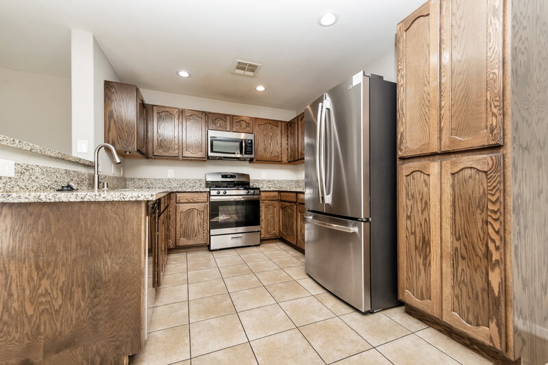 2,110/Mo, 1213 Granite Ash Avenue North Las Vegas, NV 89081 Kitchen View