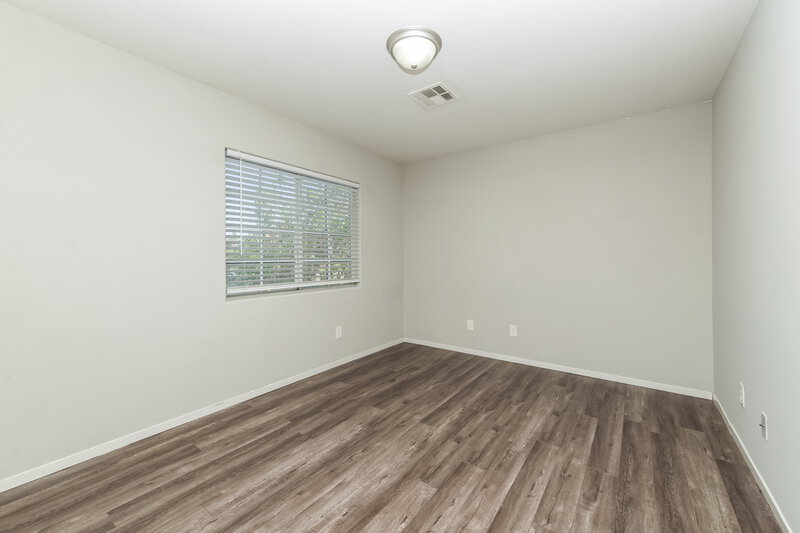 2,110/Mo, 1213 Granite Ash Avenue North Las Vegas, NV 89081 Bedroom View