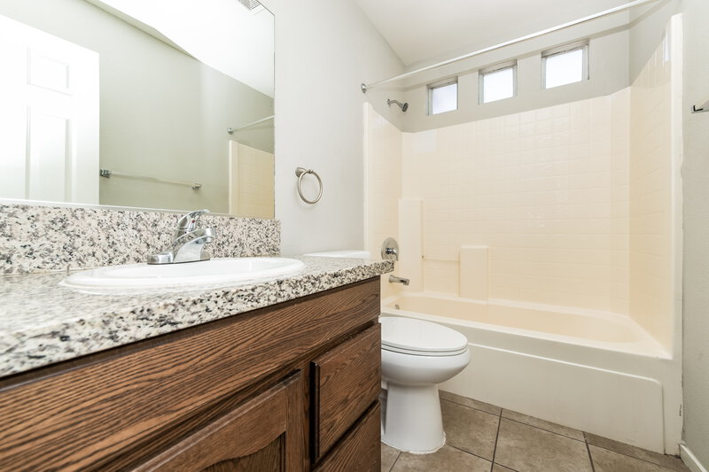 2,110/Mo, 1213 Granite Ash Avenue North Las Vegas, NV 89081 Bathroom View