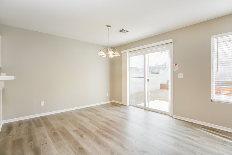 2,160/Mo, 9601 Brooks Lake Ave Las Vegas, NV 89148 Dining Room View
