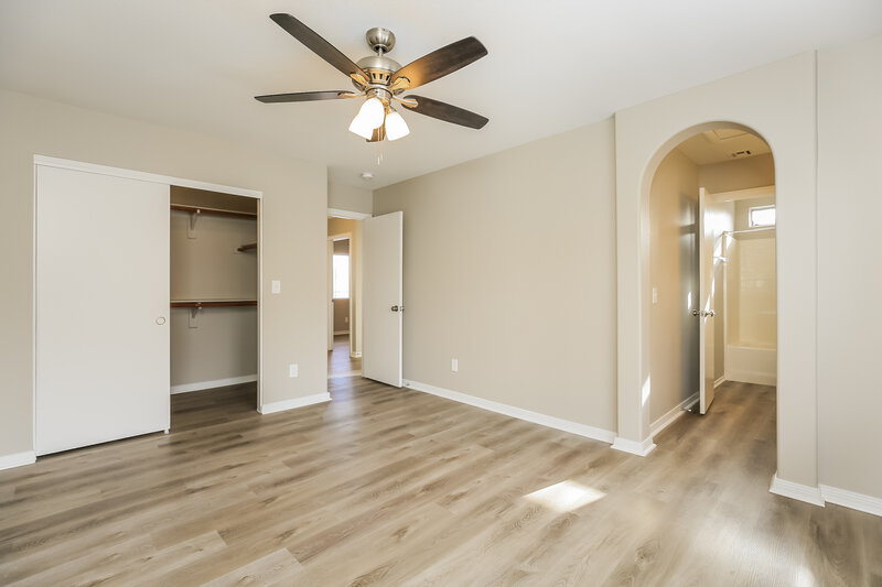 2,160/Mo, 9601 Brooks Lake Ave Las Vegas, NV 89148 Main Bedroom View 2