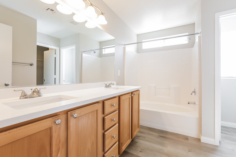 2,830/Mo, 3225 Brautigan Court North Las Vegas, NV 89032 Master Bathroom View
