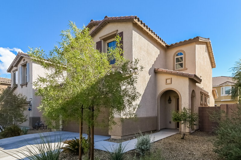 1,825/Mo, 6425 Kellyville Drive Las Vegas, NV 89122 Front View