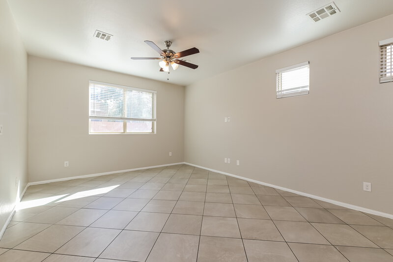1,825/Mo, 6425 Kellyville Drive Las Vegas, NV 89122 Living Room View