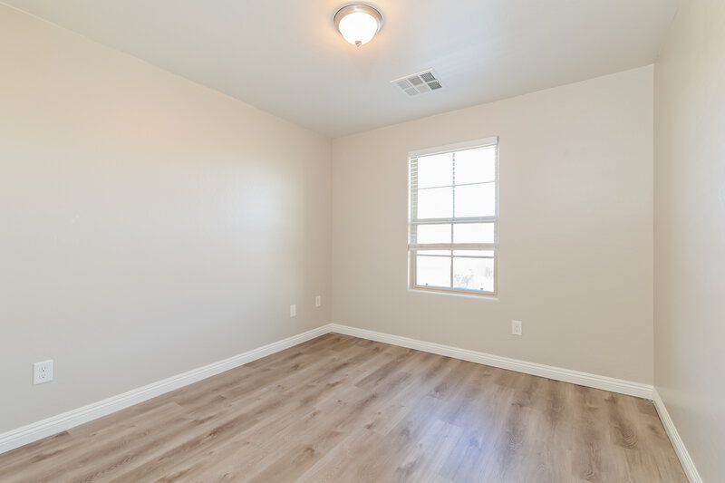 1,825/Mo, 6425 Kellyville Drive Las Vegas, NV 89122 Bedroom View