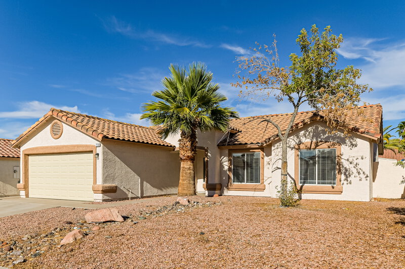 2,035/Mo, 718 Saratoga Springs St Henderson, NV 89015 Front View