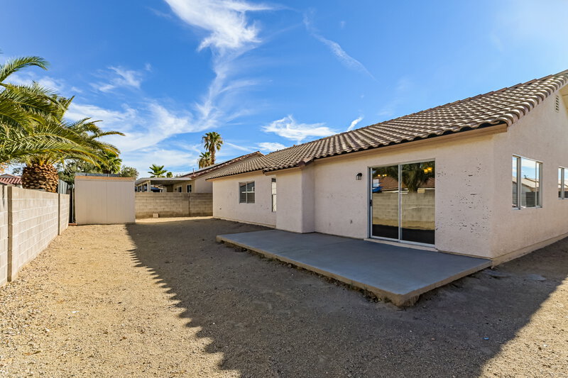 2,035/Mo, 718 Saratoga Springs St Henderson, NV 89015 Rear View 2