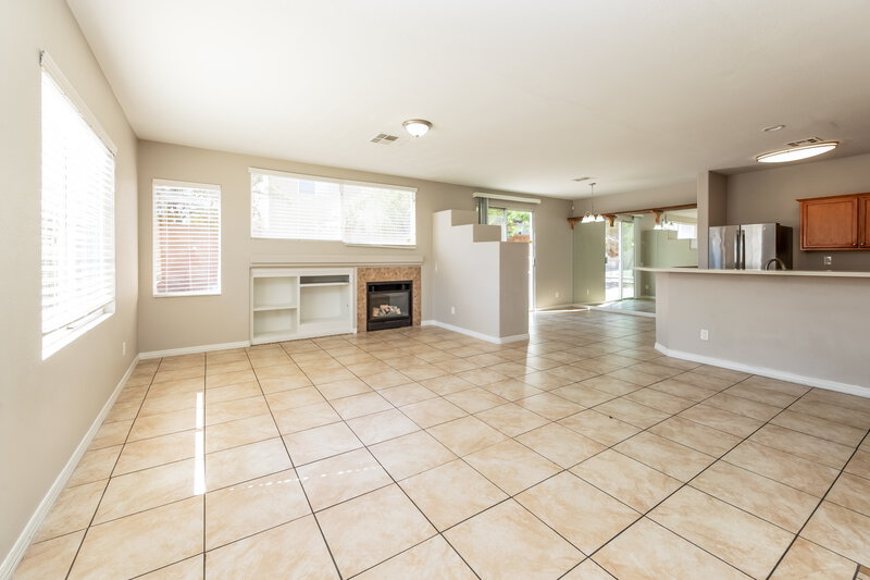 2,790/Mo, 223 Remembrance Court North Las Vegas, NV 89032 Living Room View