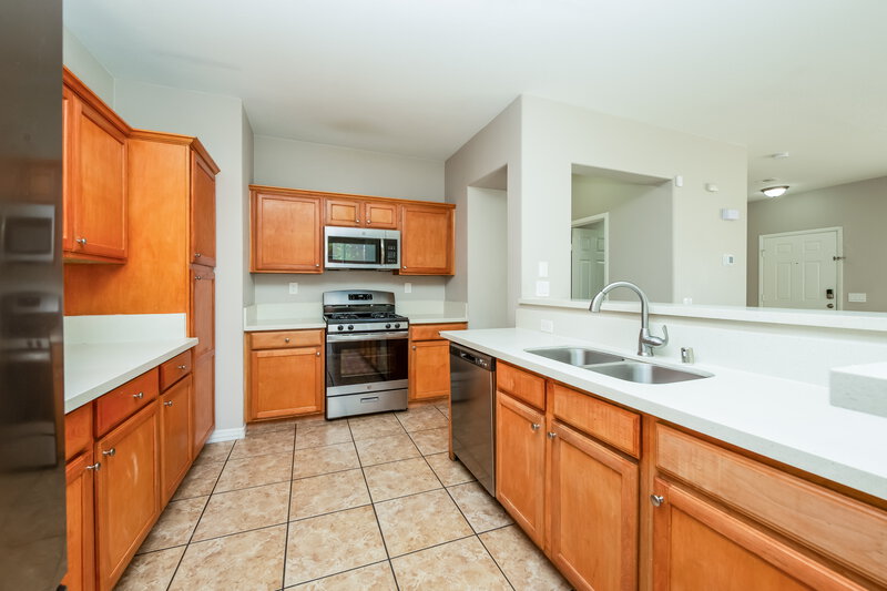 2,790/Mo, 223 Remembrance Court North Las Vegas, NV 89032 Kitchen View