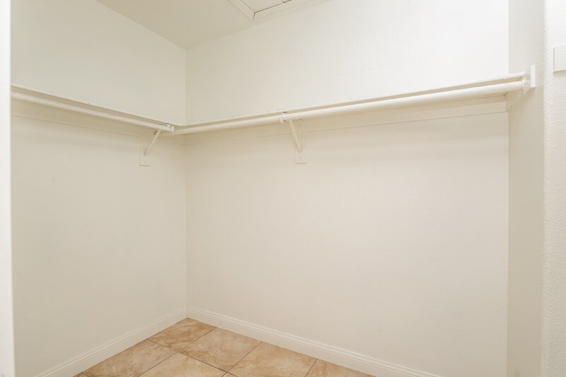 2,790/Mo, 223 Remembrance Court North Las Vegas, NV 89032 Walk In Closet View