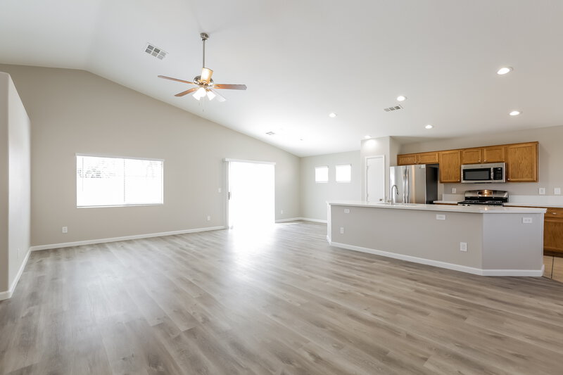 1,720/Mo, 3433 Sutter Ridge Court North Las Vegas, NV 89032 Living Room View