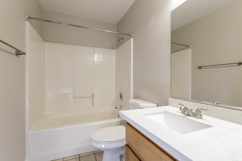 1,720/Mo, 3433 Sutter Ridge Court North Las Vegas, NV 89032 Bathroom View