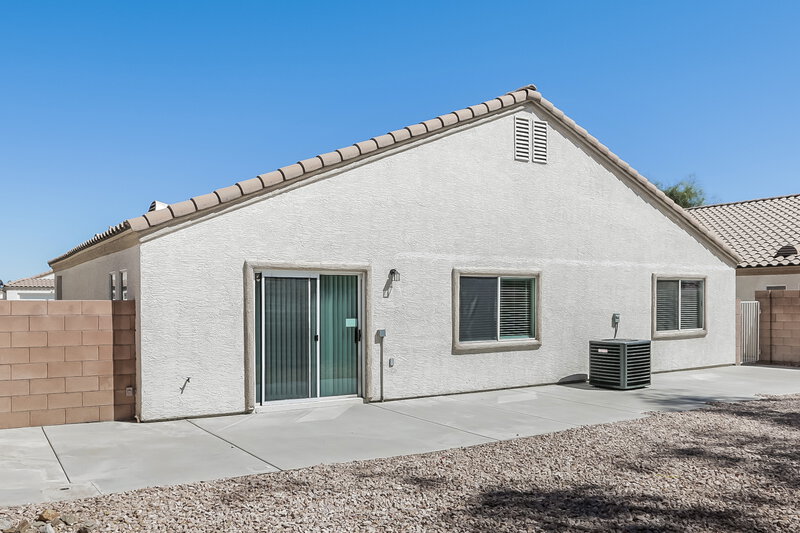 1,720/Mo, 3433 Sutter Ridge Court North Las Vegas, NV 89032 Rear View
