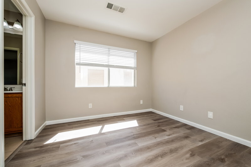 1,970/Mo, 5005 Glittering Star Ct Las Vegas, NV 89130 Bedroom View 2