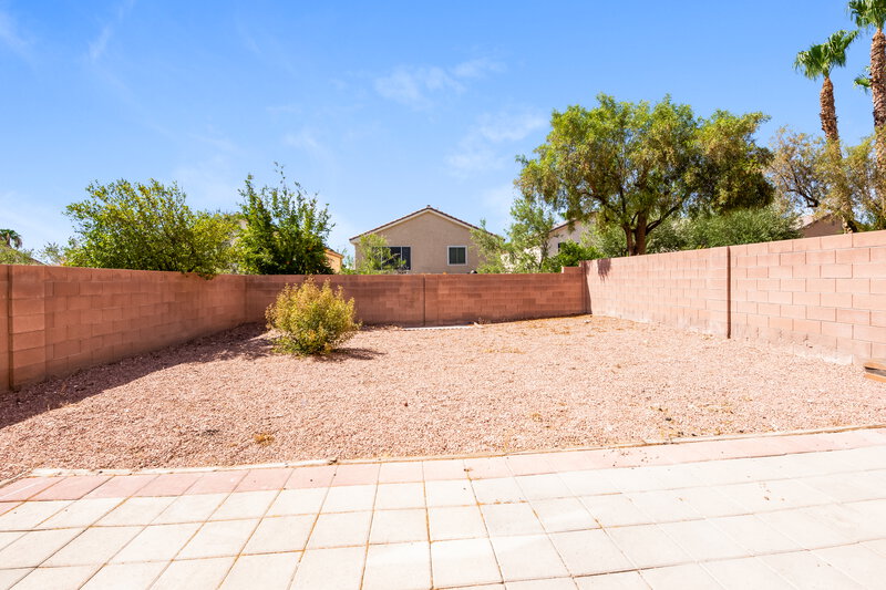 1,970/Mo, 5005 Glittering Star Ct Las Vegas, NV 89130 Backyard View