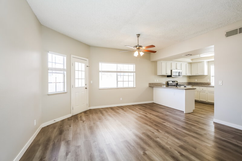 2,240/Mo, 7217 Chesterton Drive Las Vegas, NV 89128 Dining Room View