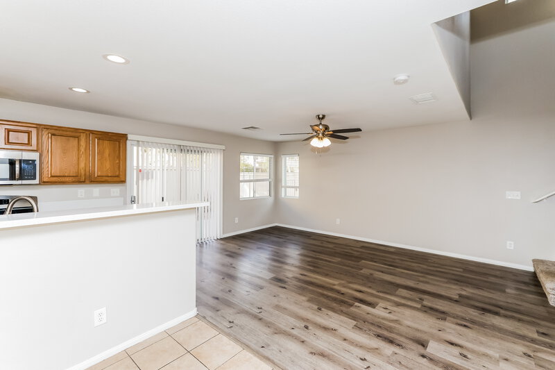 1,895/Mo, 6488 Carolina Dew Ct Las Vegas, NV 89122 Dining Room View