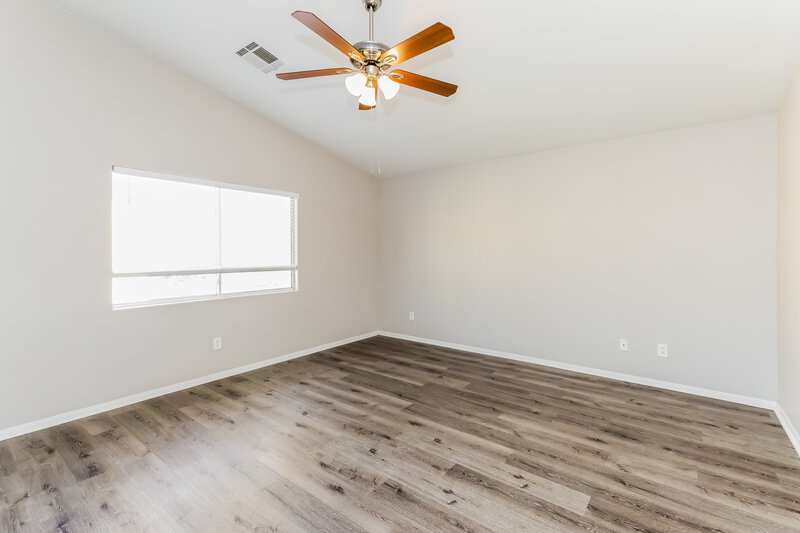 1,895/Mo, 6488 Carolina Dew Ct Las Vegas, NV 89122 Main Bedroom View