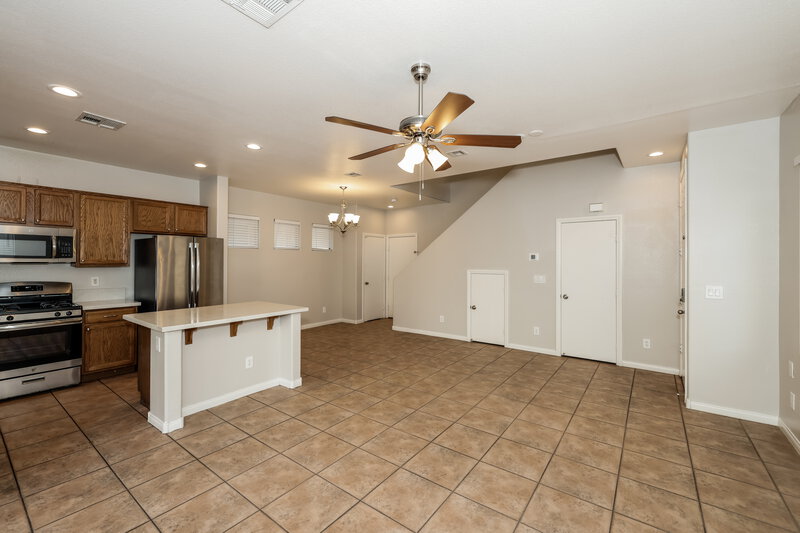 1,880/Mo, 6425 Butterfly Sky St North Las Vegas, NV 89084 Living Room View 3