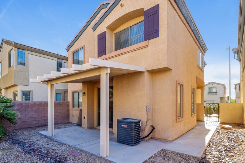 1,880/Mo, 6425 Butterfly Sky St North Las Vegas, NV 89084 Rear View
