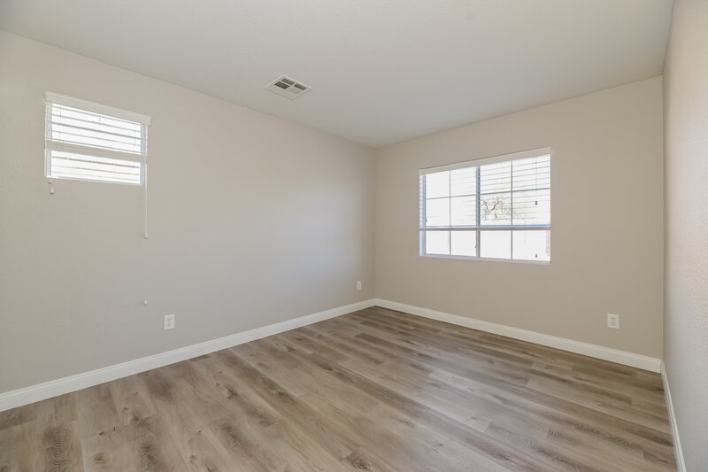 2,320/Mo, 4017 Aaron Scott Street North Las Vegas, NV 89032 Bedroom View 2
