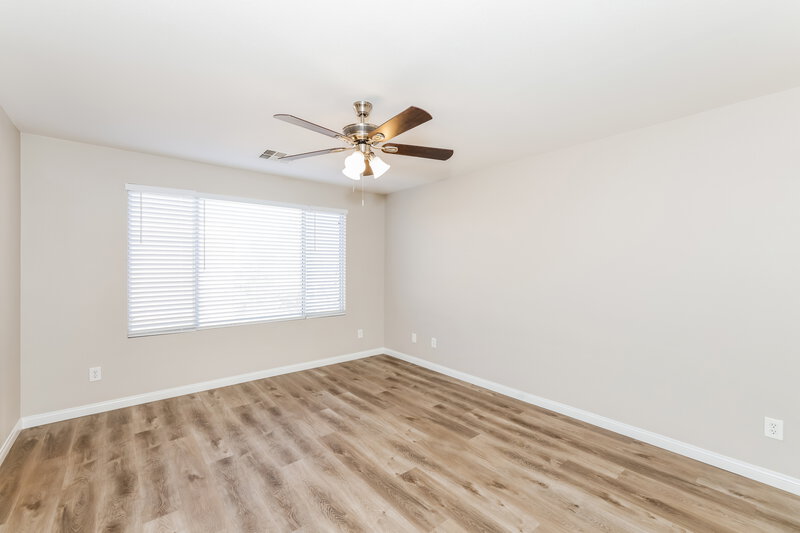 2,085/Mo, 8064 Torremolinos Avenue Las Vegas, NV 89178 Main Bedroom View