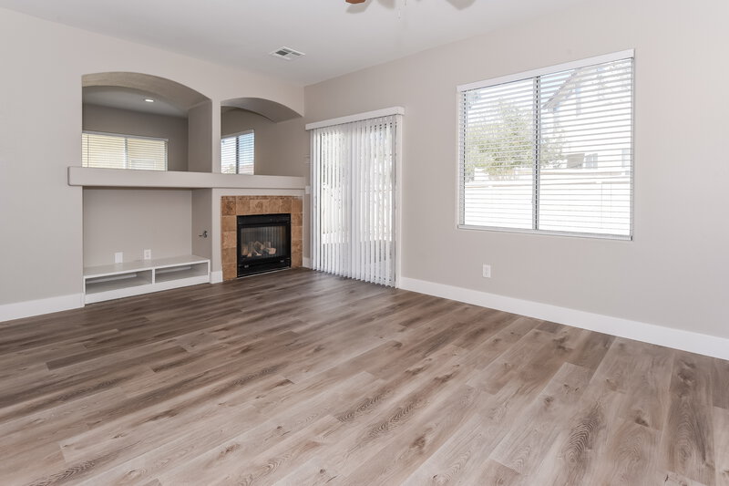 2,075/Mo, 892 Shining Rose Place Henderson, NV 89052 Living Room View 2