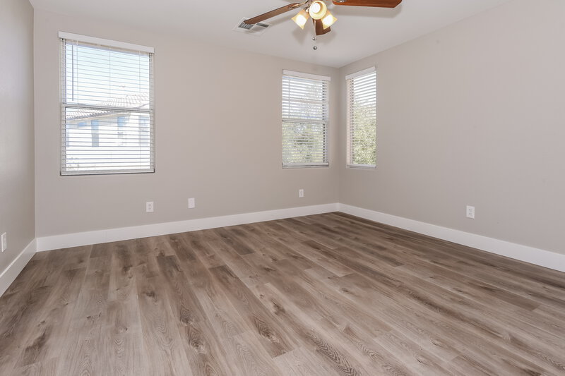 2,075/Mo, 892 Shining Rose Place Henderson, NV 89052 Master Bedroom View 2