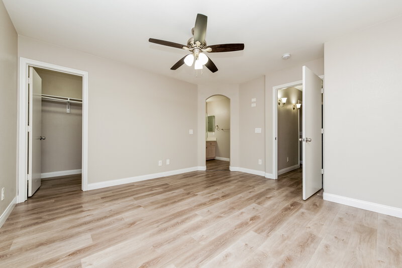 2,210/Mo, 8724 Honey Vine Ave Las Vegas, NV 89143 Main Bedroom View 2