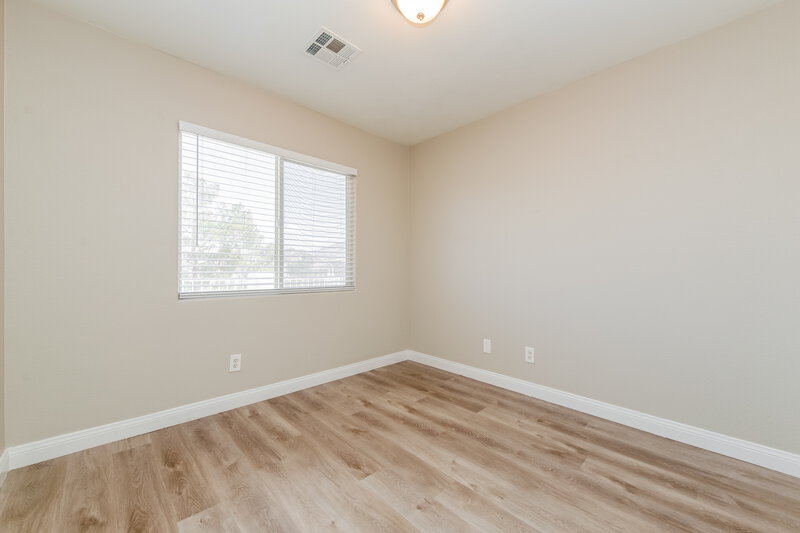 2,210/Mo, 8724 Honey Vine Ave Las Vegas, NV 89143 Bedroom View