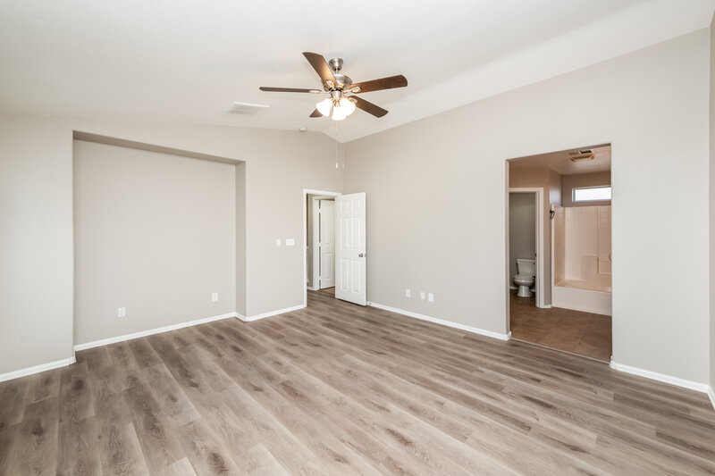 2,300/Mo, 8437 Spencer Canyon St Las Vegas, NV 89166 Main Bedroom View