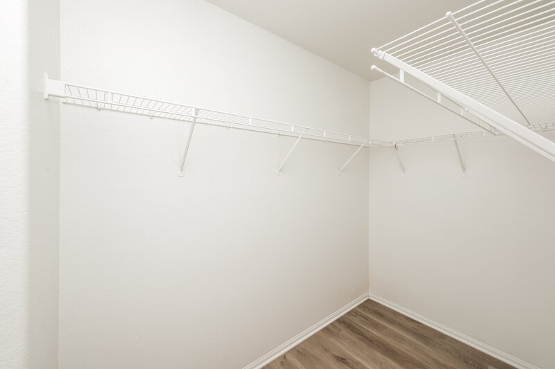 2,300/Mo, 8437 Spencer Canyon St Las Vegas, NV 89166 Walk In Closet View
