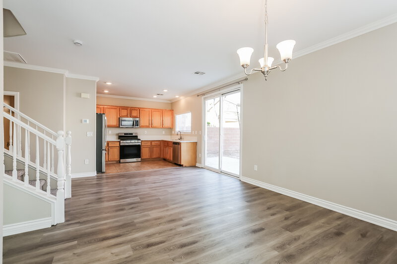 2,255/Mo, 2316 Cockatiel Dr North Las Vegas, NV 89084 Dining Room View 3