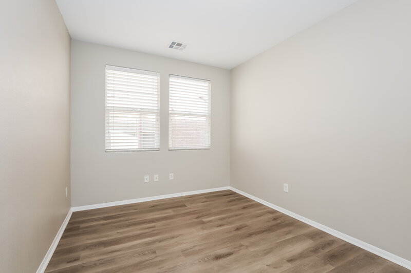 2,255/Mo, 2316 Cockatiel Dr North Las Vegas, NV 89084 Bedroom View 2