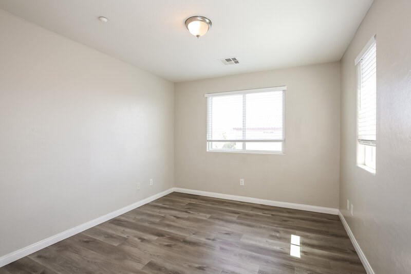 2,625/Mo, 6204 Joaquin Hills Ct Las Vegas, NV 89130 Bedroom View