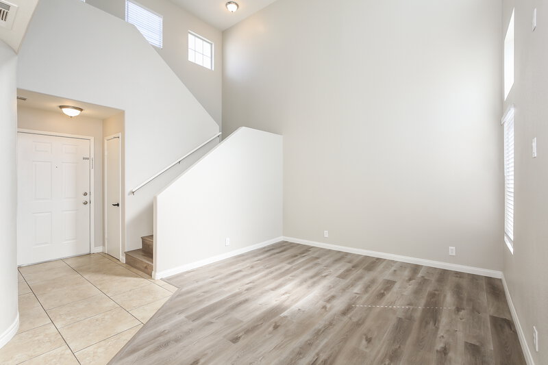 2,000/Mo, 7909 Rustic Canyon Court Las Vegas, NV 89131 Living Room View