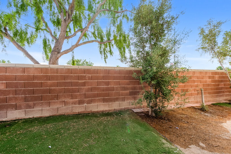 2,075/Mo, 5820 Gemstone Peak St North Las Vegas, NV 89031 Exterior View