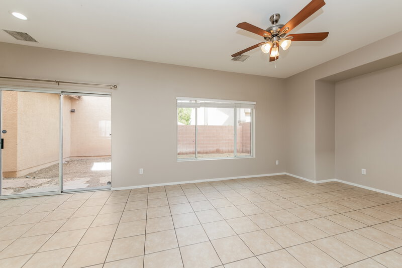 1,975/Mo, 1230 Maple Pines Avenue North Las Vegas, NV 89081 Living Room View