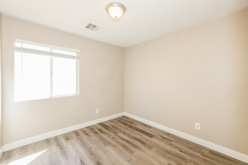 1,950/Mo, 7309 Bindweed Rd Las Vegas, NV 89113 Bedroom View 2