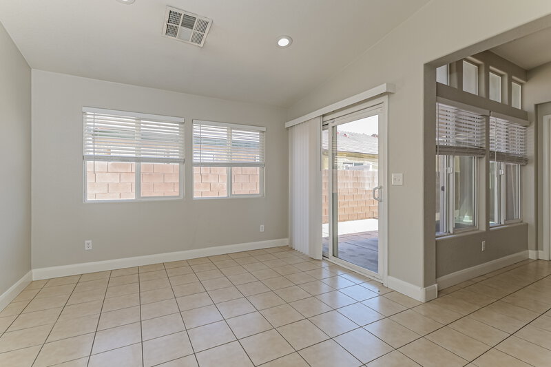 1,965/Mo, 3394 Wasatch Cedars St Las Vegas, NV 89122 Breakfast Nook View