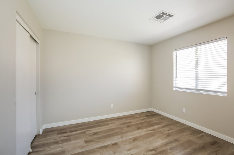 2,105/Mo, 3633 Nairobi Ln North Las Vegas, NV 89032 Bedroom View 3