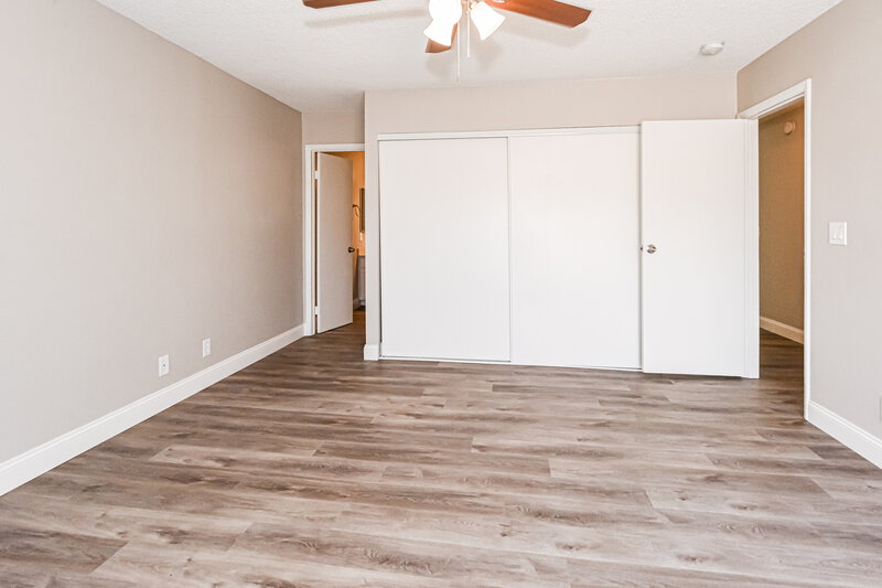 1,895/Mo, 523 Grimsby Ave Henderson, NV 89014 Main Bedroom View 2